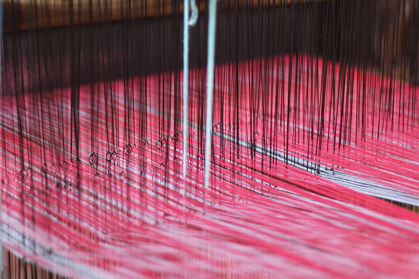 HOW TO CHOOSE THE RIGHT REBOZO: PLAIN WEAVE VS. TWILL WEAVE