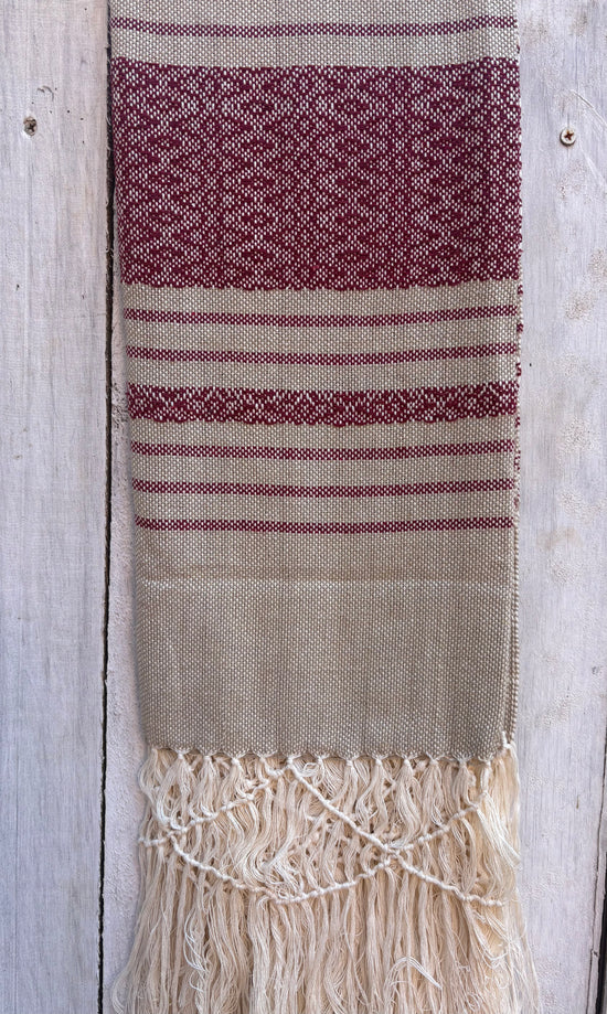 EMPOWERED WOMAN REBOZO