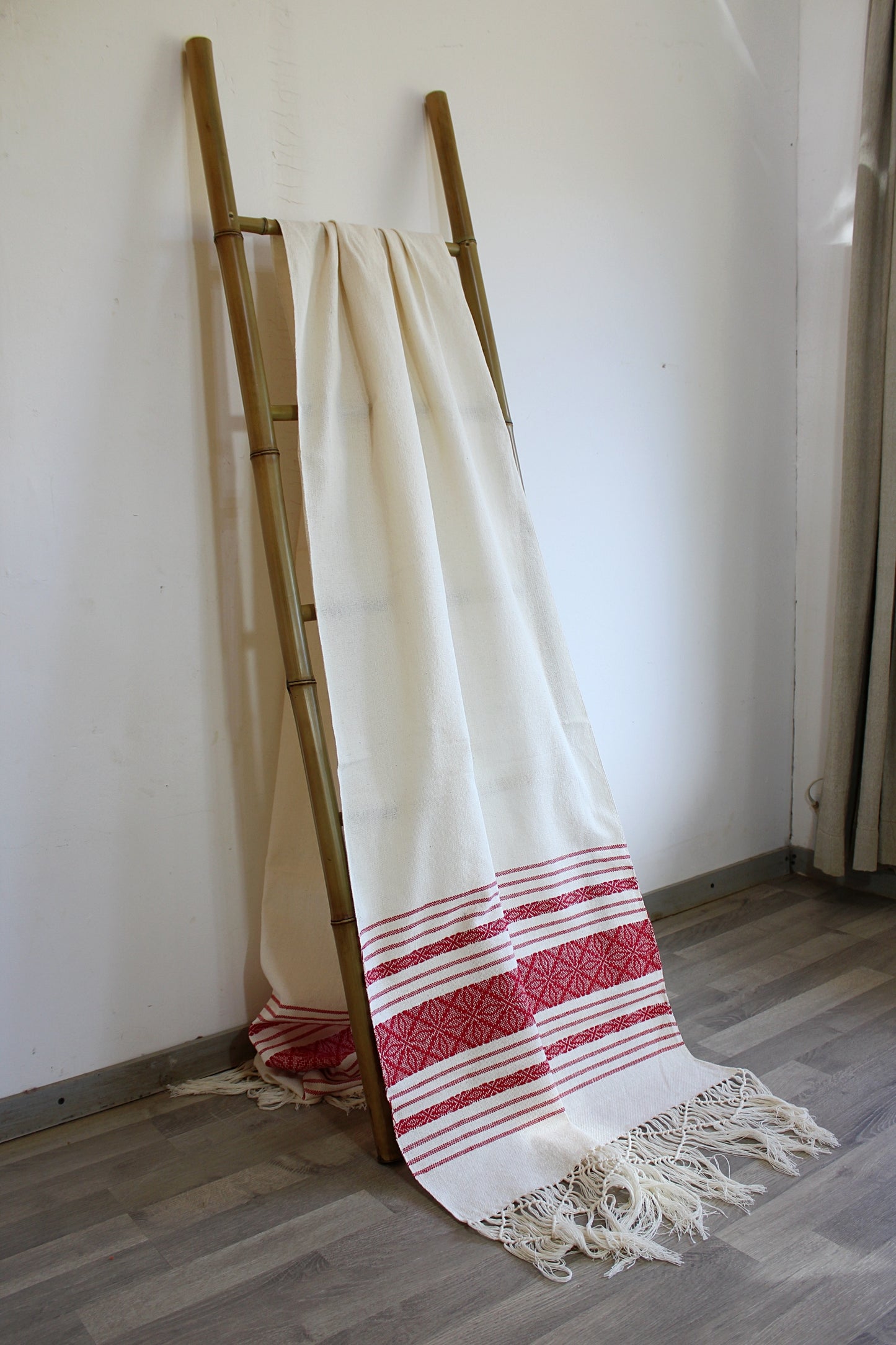 RED TENT REBOZO
