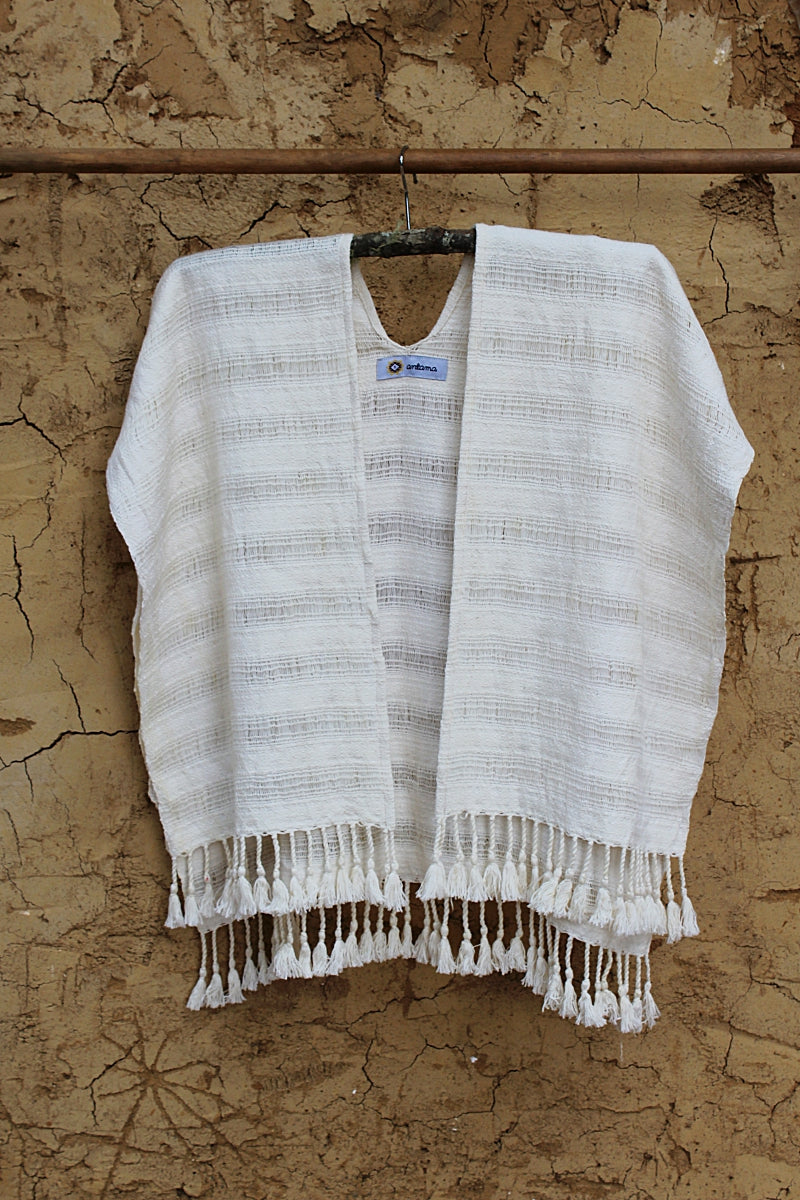 Load image into Gallery viewer, NACAWE NATURAL SHORT PONCHO
