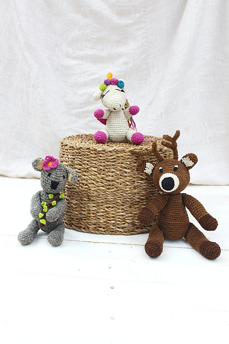 WOOLEN ANIMALS